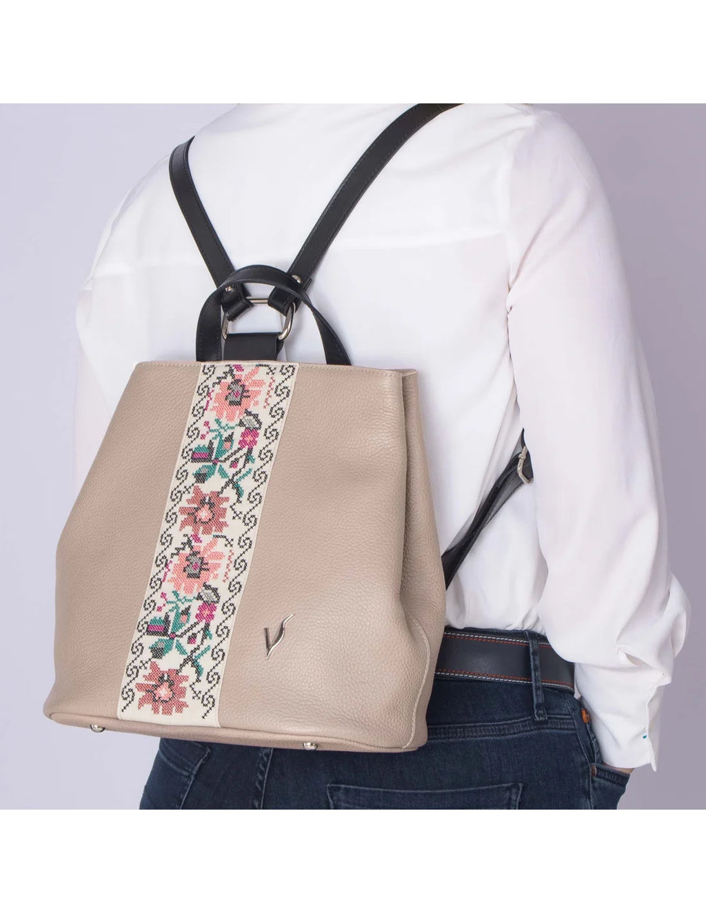 Rucsac din piele naturala, pentru dama, GOLDIE, nude brodat