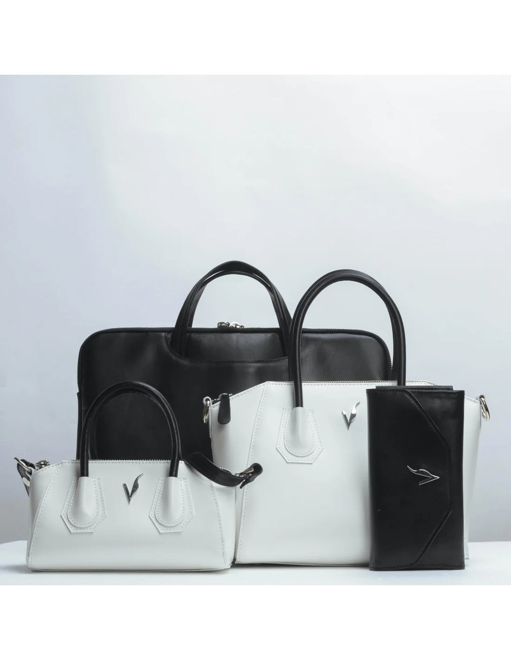 Portofel din piele naturala, negru mat